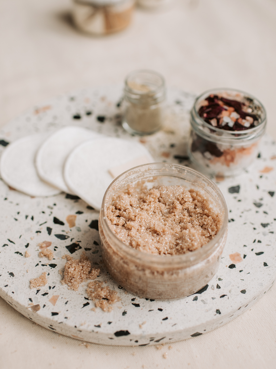 Body Scrub 7oz (Satin Sheets & Coffee Scrub)